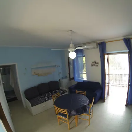 بيت للعطل Greta's House جيارديني ناكسوس